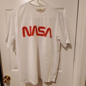 T shirt - NASA
